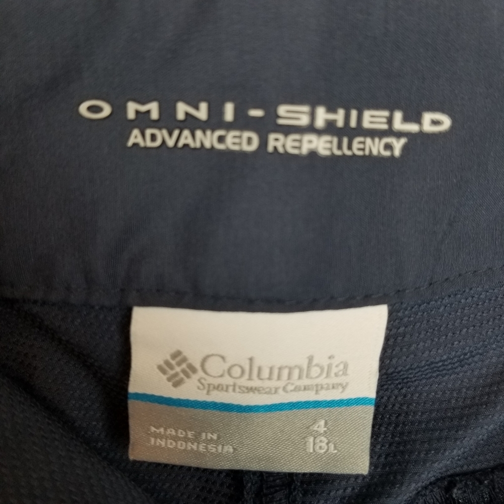 Columbia Omni Shield Cropped Hiking Pants - Picture 4 of 5
